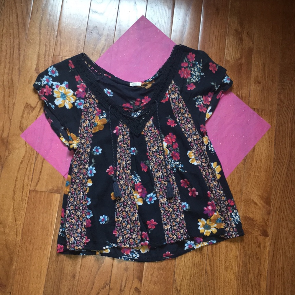Hollister shirt
